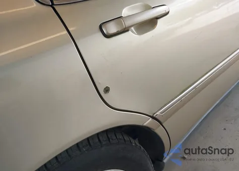 1999 Acura Rl 3.5 z USA, uszkodzony, nr VIN JH4KA9666XC008326